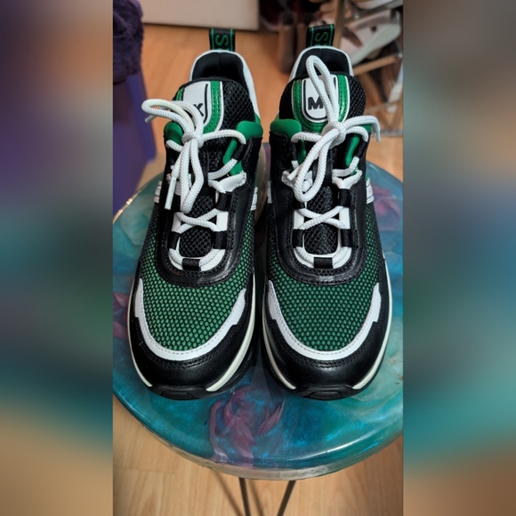 New Michael Kors Olympia Extreme Leather and Scuba Trainer Size 7 - Picture 1 of 10